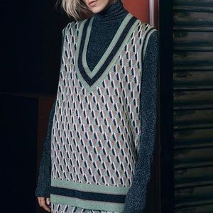 Zara knit jacquard vest with metallic threads Size M